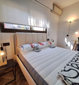 Habitación en Barajas confortable: ideal para estancias cortas