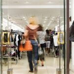 Ideas para mejorar la primera impresión en accesos comerciales